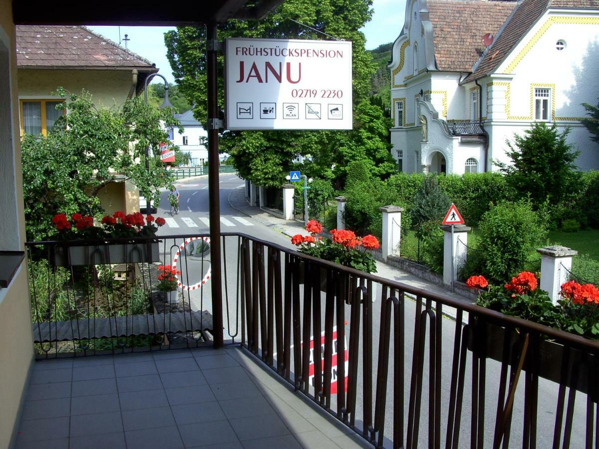 Fruehstueckspension Leopold Janu Senftenberg Esterno foto